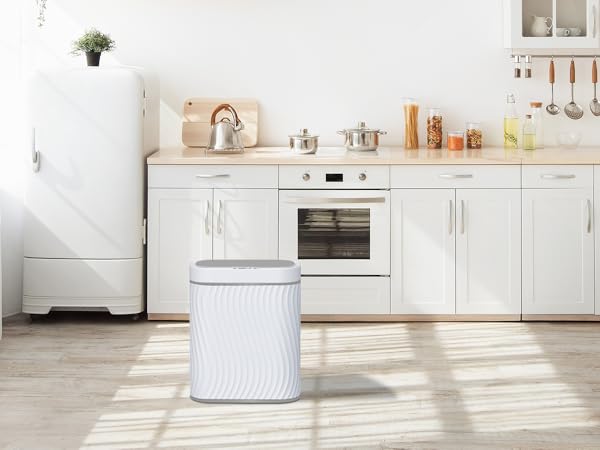 Bathroom Trash can with Automatic Touchless Lid