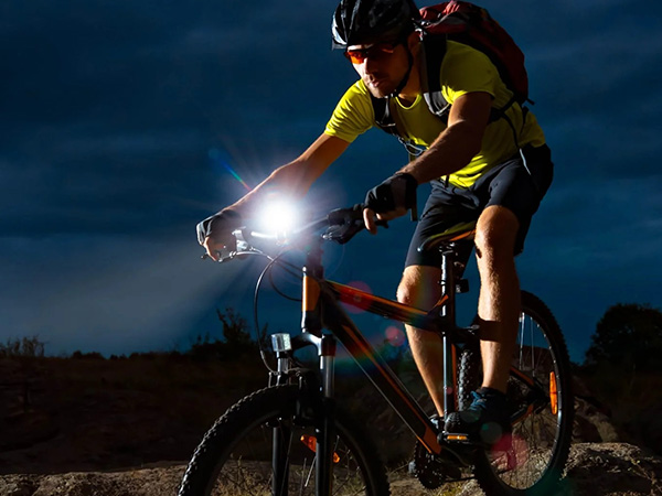 flashlights for camping