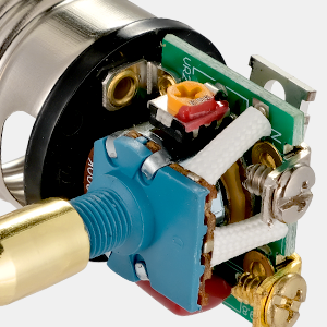 full range dimmable light socket