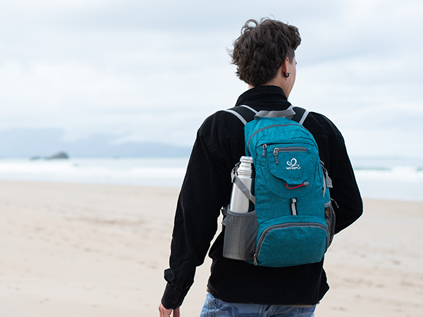 backpack for beach