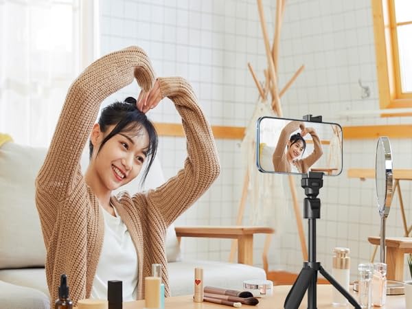 Selfie Phone Screen with Wireless Remote