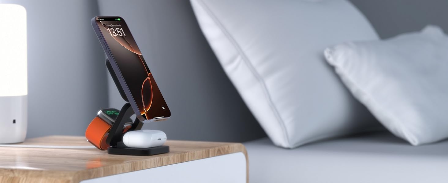 3 in 1 foldable charger for iphone iwatch airpods at home