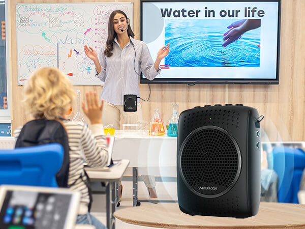 portable microphone headset with speaker