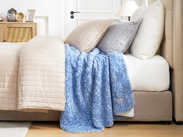 throw blanket sherpa fleece cute reversible thick heavy blanket super soft cozy fuzzy plush fluffy
