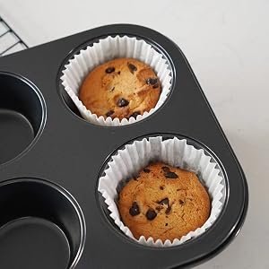 028-01 muffin pan nonstick