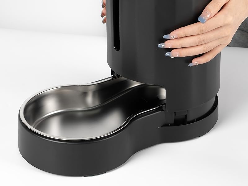 Insert the outer ring into the base