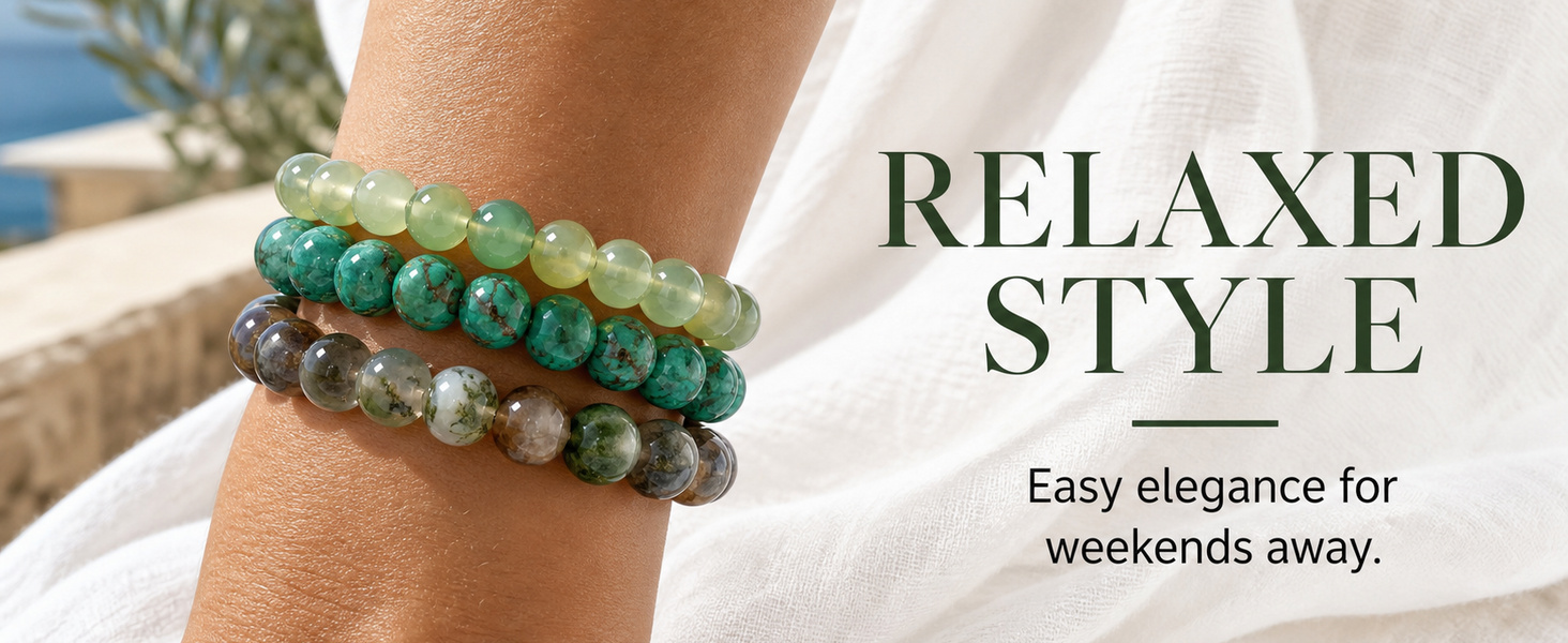RELAXED STYLE — Easy elegance for weekends away.
