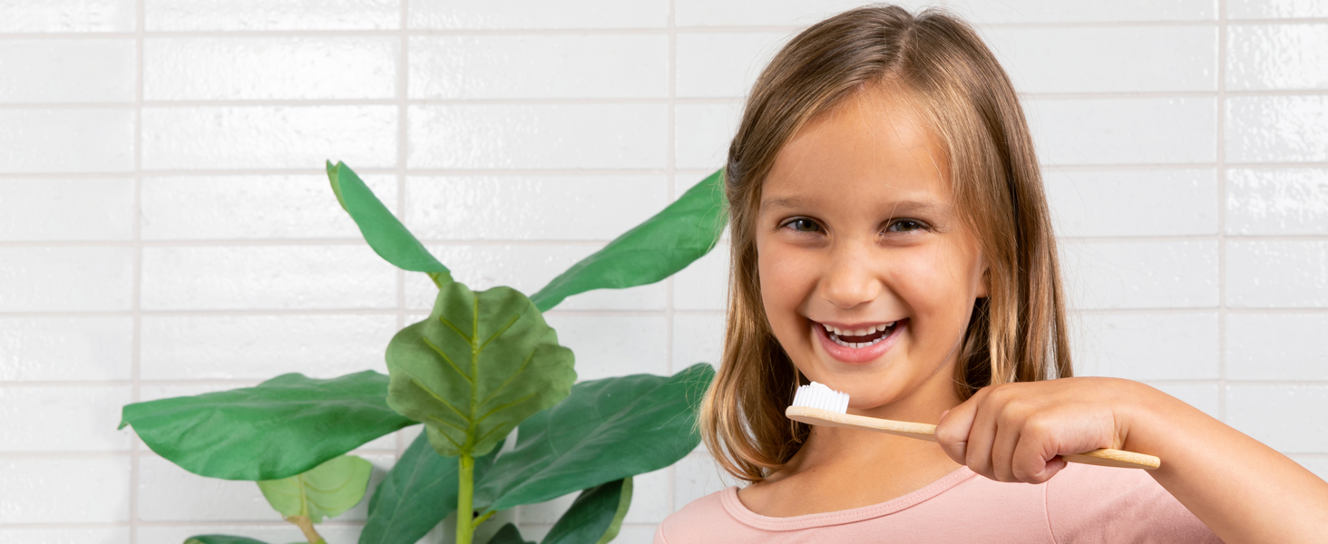 kids Fluoride antcavity strawberry header4