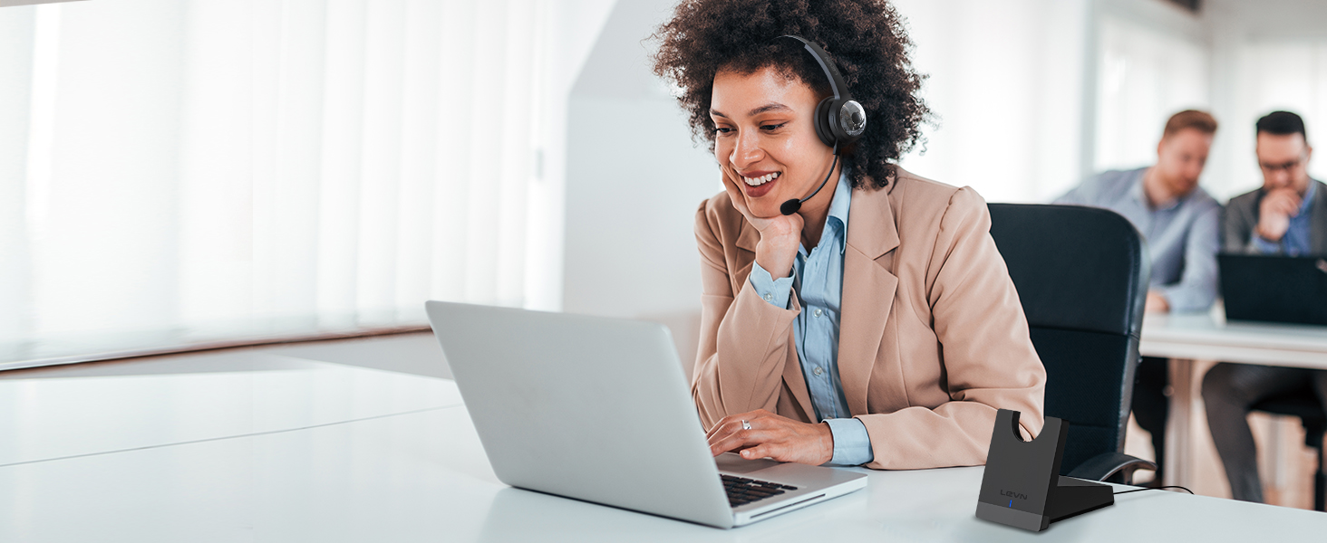 LEVN Bluetooth headset, no matter when and where, you can still focus on the call