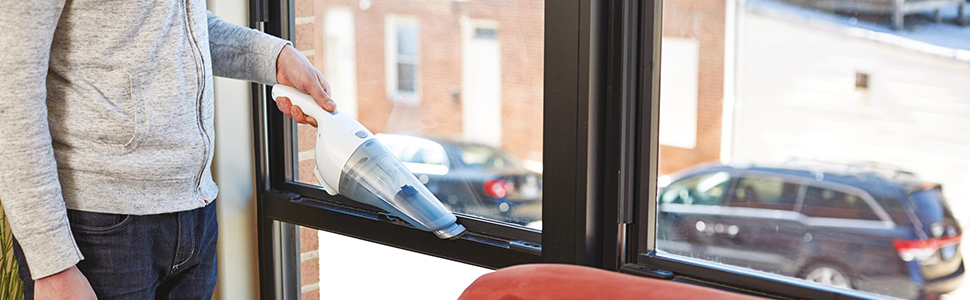 BLACK+DECKER Compact Lithium Cordless Hand Vacuum 