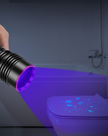 blacklight flash light