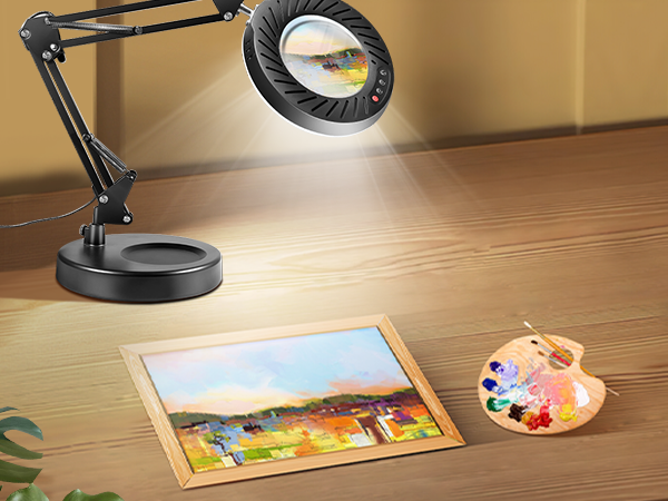 Magnifying Glass with Light