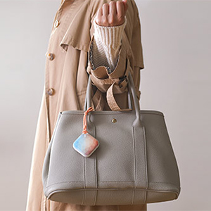 Orastone Carre hand warmer strap