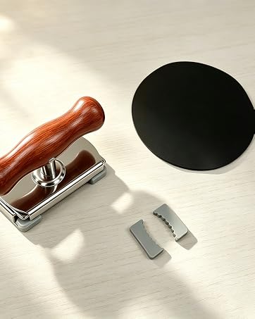 https://m.media-amazon.com/images/S/aplus-media-library-service-media/5c8b7e02-aaae-4e44-a9fe-8e5ffffbde85.__CR0,0,724,906_PT0_SX362_V1___.jpg