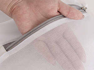 fine mesh laundry bag