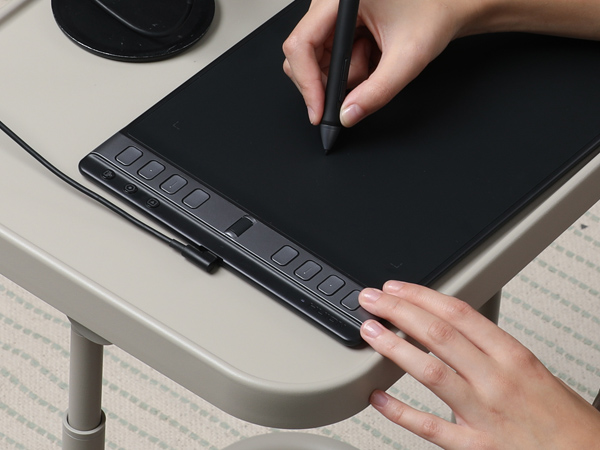 Paper-like Drawing Surface