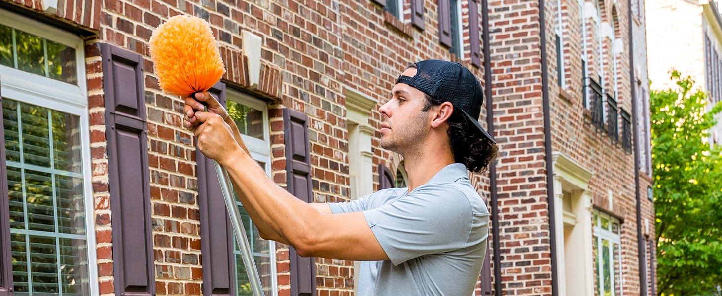 Dusters Window Squeegees Paint roller Fruit picker Light bulb changer