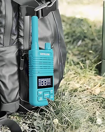 walkie talkie with clip