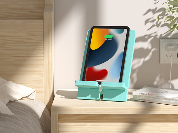 Pezin &amp; Hulin Bamboo Tablet Stand