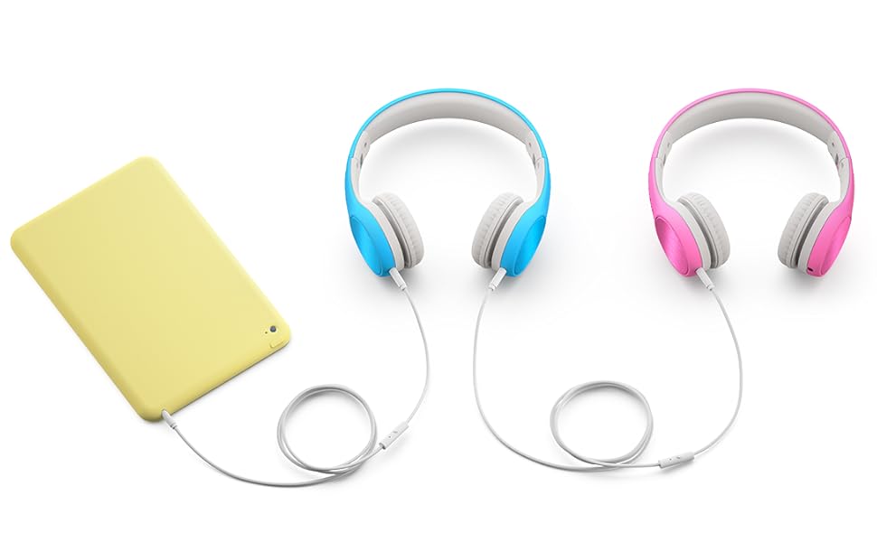 Pink and blue Connect+ STYLE linked together to an iPad with 3.5mm audio cables via SharePort