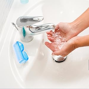 nail cleaning brush