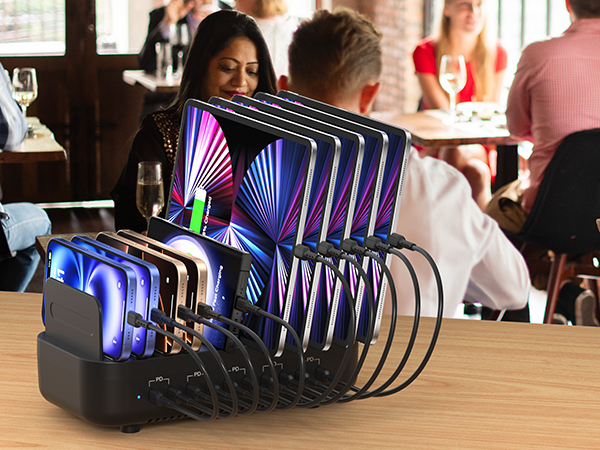 fast charging station for multiple devices