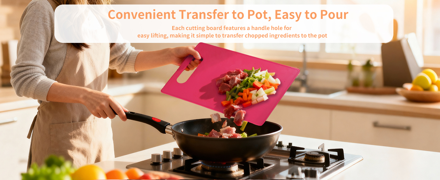 Plastic cutting board with handle hole, making it easy to transfer chopped ingredients to the pot.