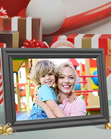 family gifts:digital picture frame is the best Christmas gifts