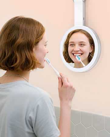 Hanging mirror