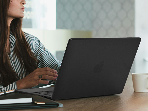 MacBook Pro 16 inch case