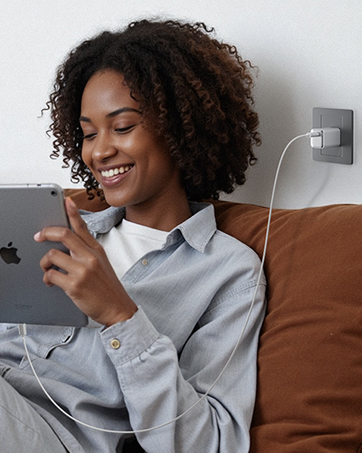 30W Compact Wall Charger