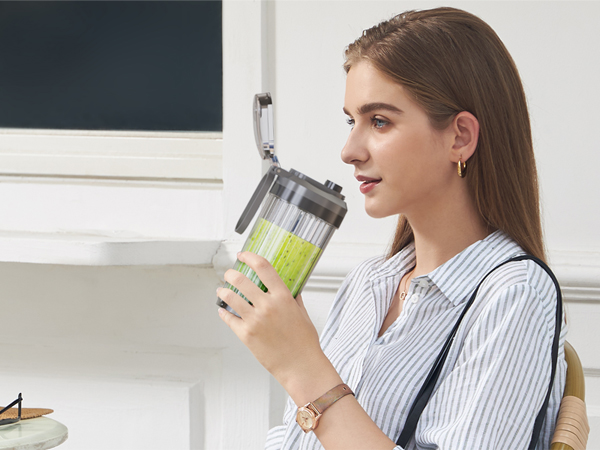 personal blender for shakes and smoothies
