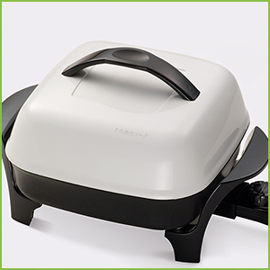 High sidewalls and high-dome cover for greater food capacity.