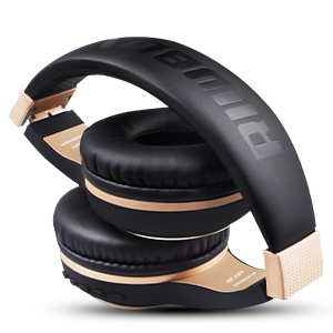 Wireless over-ear Headphones