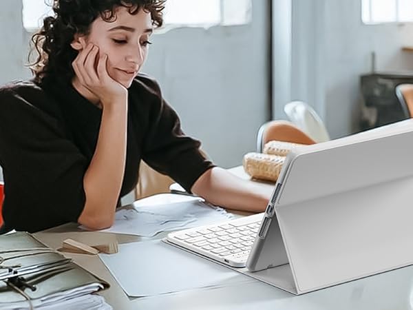 iPad 9th generation case with keyboard