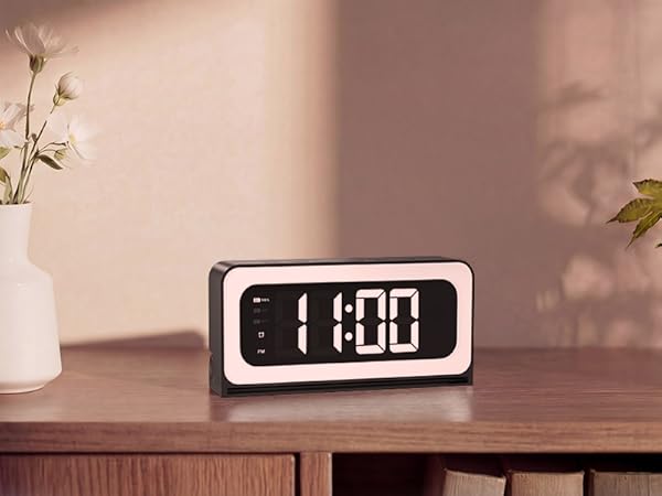 clock camera
