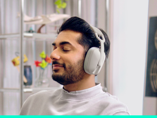 A man wearing Zone Vibe 100