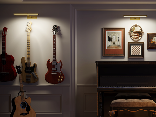 light for pictures on wall