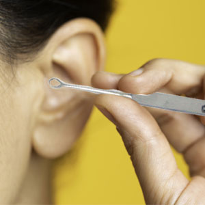 ear earwax ears wax earswax earswaxs remover removing remove clean cleaner cleaning curette curete