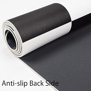Anti-slip desk pad 