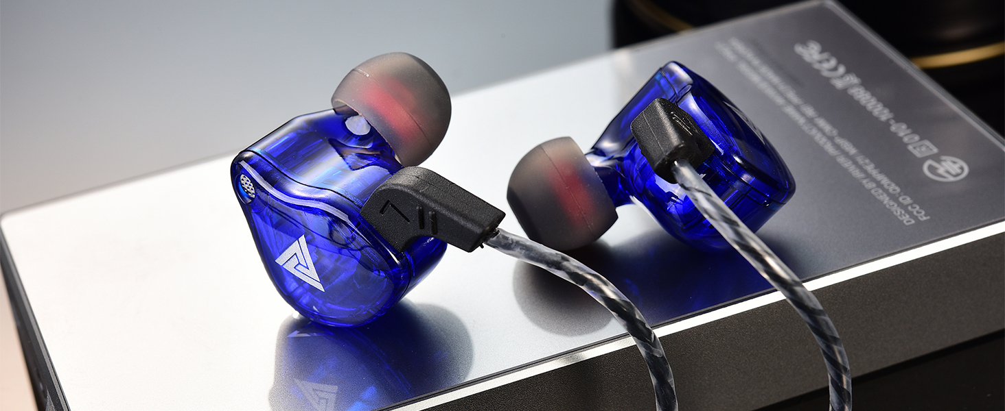 gaming earbuds with mic