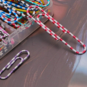 paper clips assorted sizes