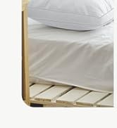 Fluffy gussetted pillows, flat sheet