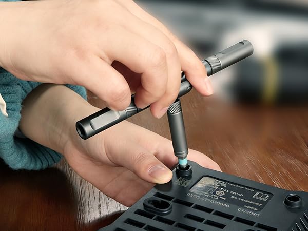 24 in 1 screwdriver
