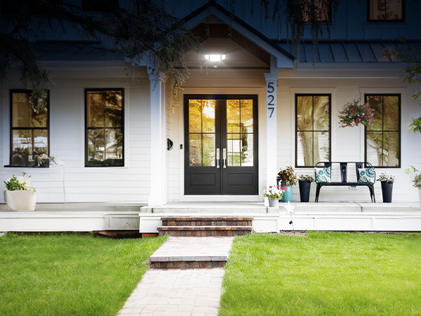 dusk to dawn lights outdoor