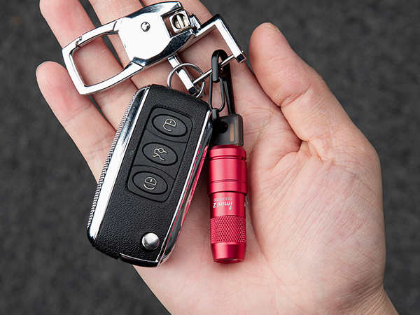 OLIGHT IMINI 2 EDC Rechargeable Keychain Flashlight Portable Mini LED Keyring Lights