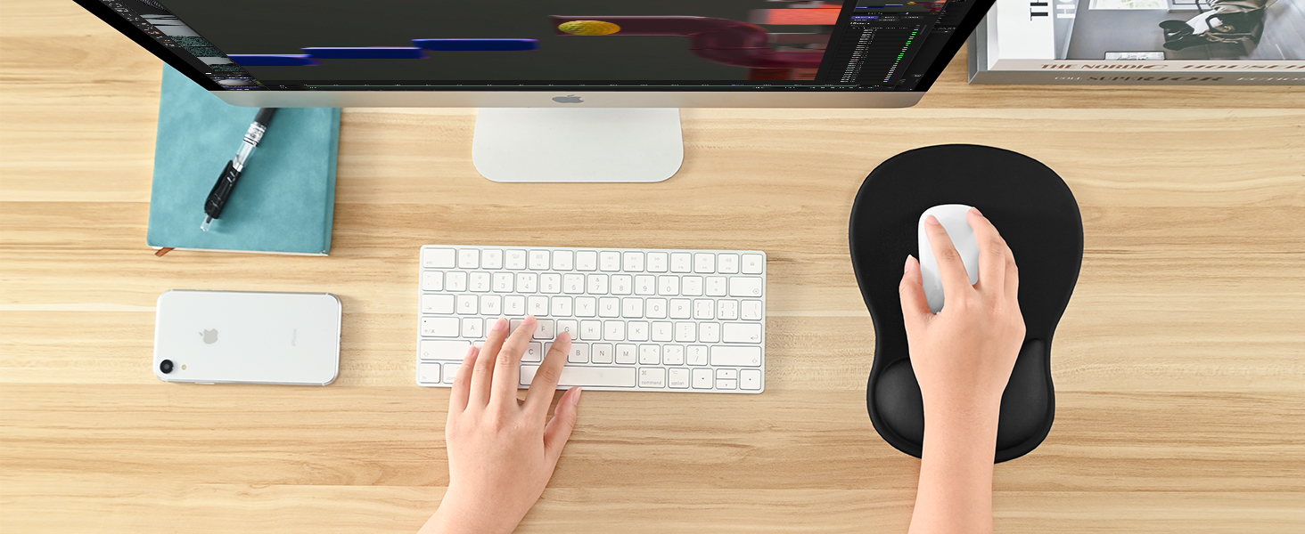 mouse pad with wrist support