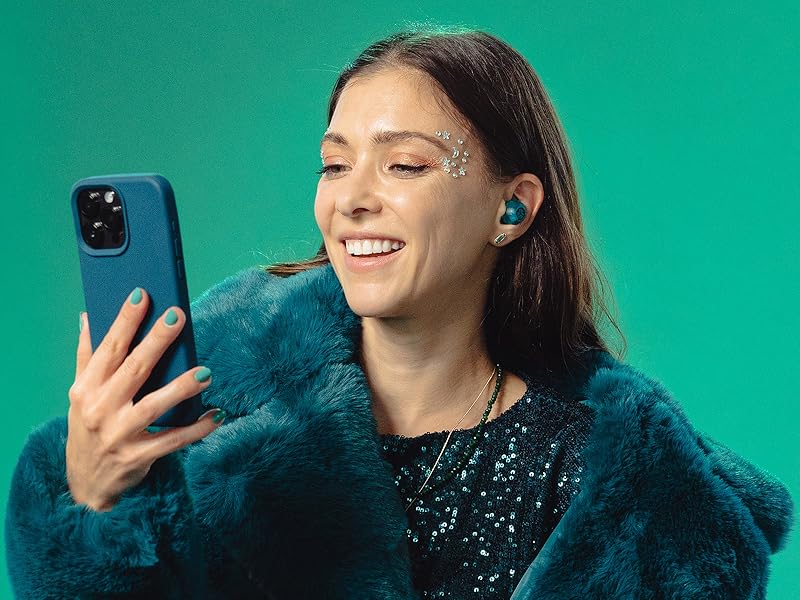 Female model wearing teal clear go pop anc