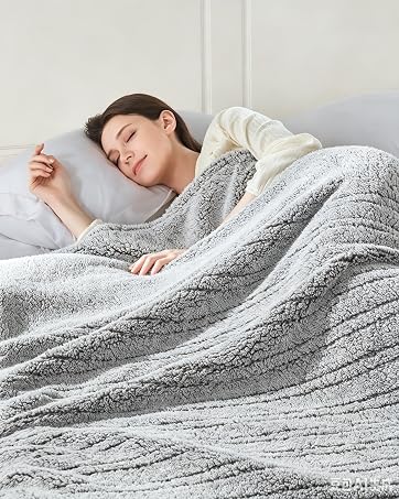 https://m.media-amazon.com/images/S/aplus-media-library-service-media/b0ddeba4-3e5e-46df-bbfd-44470048761d.__CR1,0,1790,2240_PT0_SX362_V1___.png