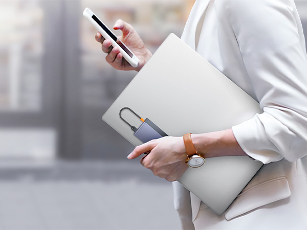 laptop docking station 3 monitors